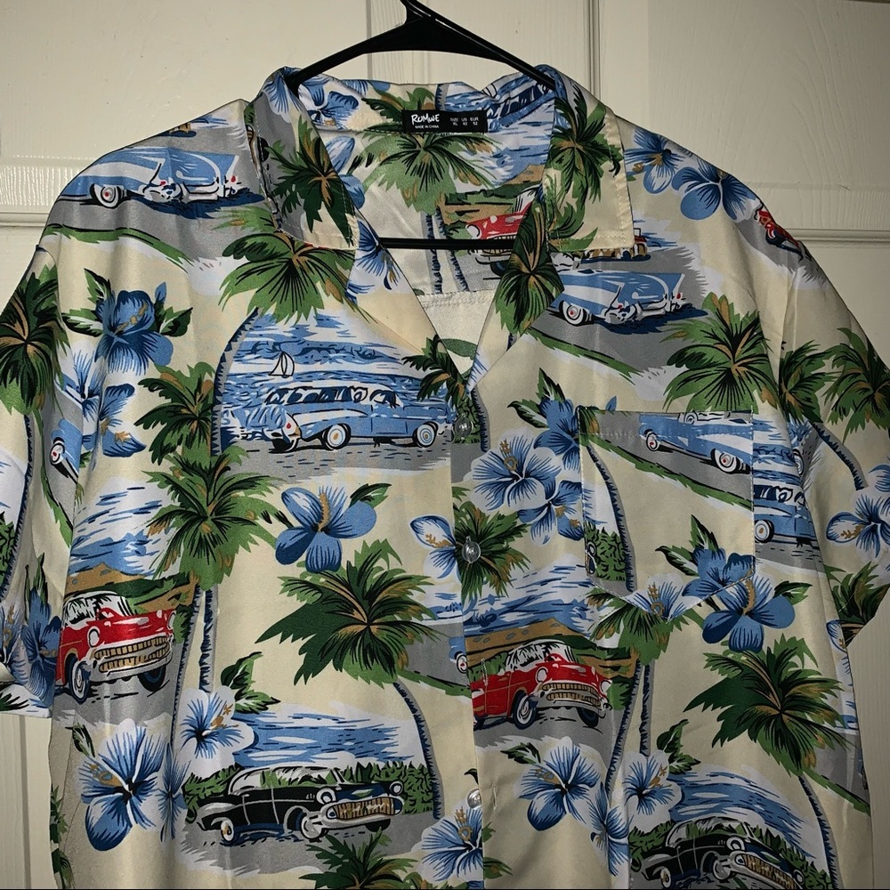 ROMWE Hawaiian Style Casual Button Down - Picture 3 of 6